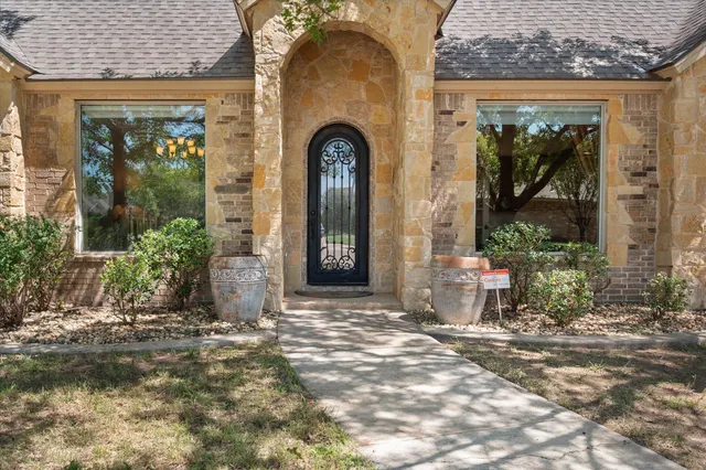 $499,900 | 10301 Norfolk Avenue, Lubbock, TX 79423