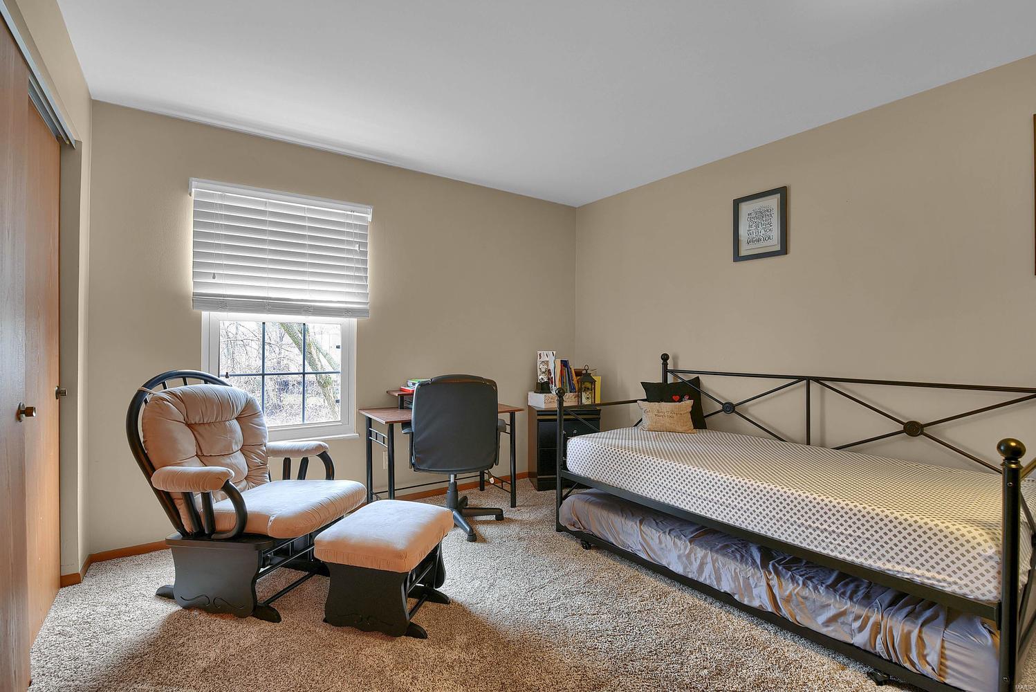709 Ridgeside Drive, Unit K Ballwin, MO 63021 - Photo 13 of 25 Gallery Image 13