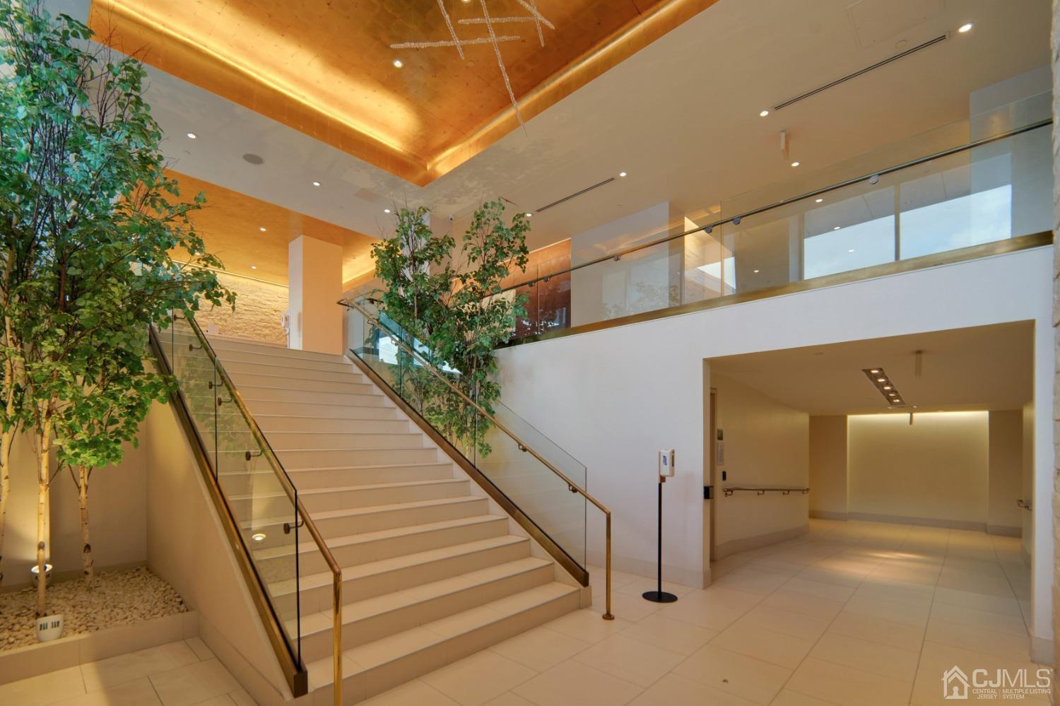 301 Hudson Park Edgewater, NJ 07020 - Photo 7 of 44