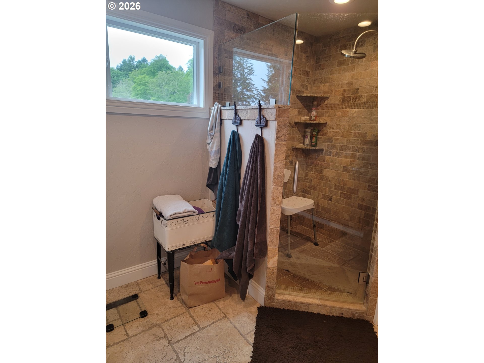 16870 Thompson Road Brookings, OR 97415 - Photo 24 of 43 Bathroom, Attached