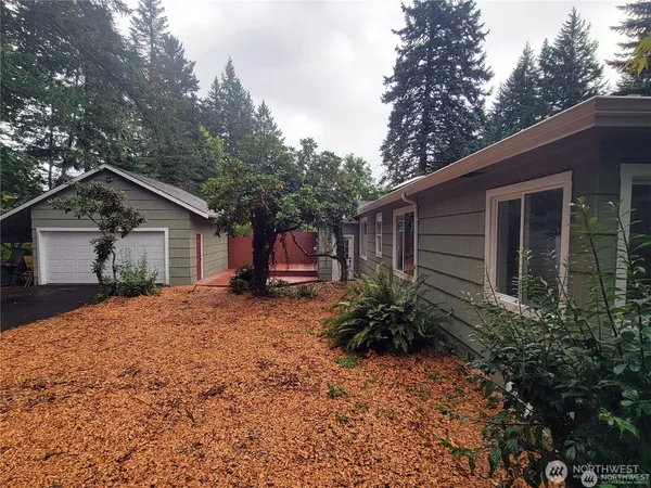$990,000 | 13721 409th Avenue Southeast, North Bend, WA 98045