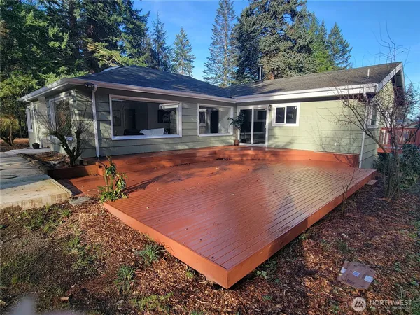 $990,000 | 13721 409th Avenue Southeast, North Bend, WA 98045