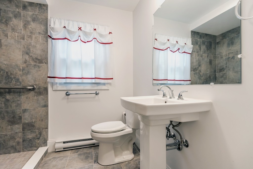 651 Trull Road Tewksbury, MA 01876 - Photo 10 of 30 Gallery Image 10
