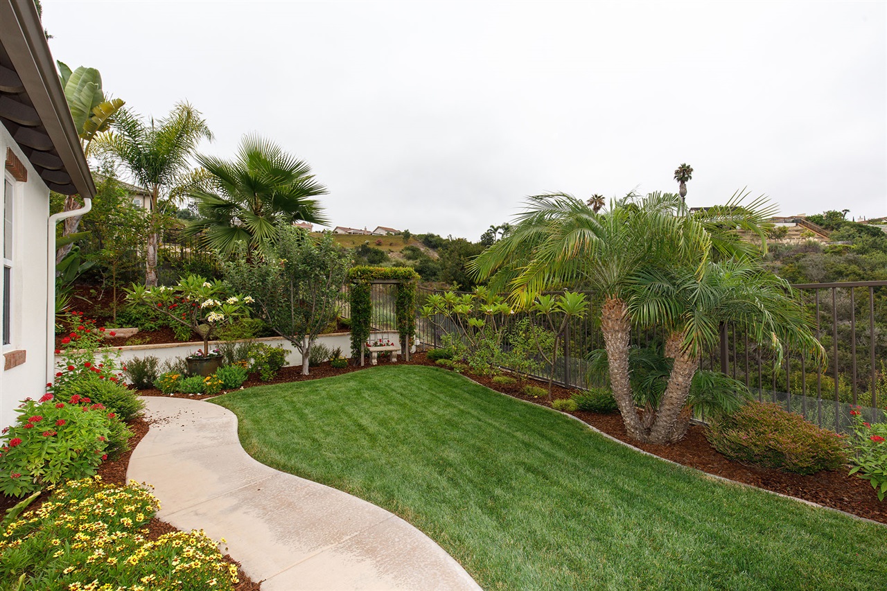 2375 Lapis Road Carlsbad, CA 92009 - Photo 21 of 25