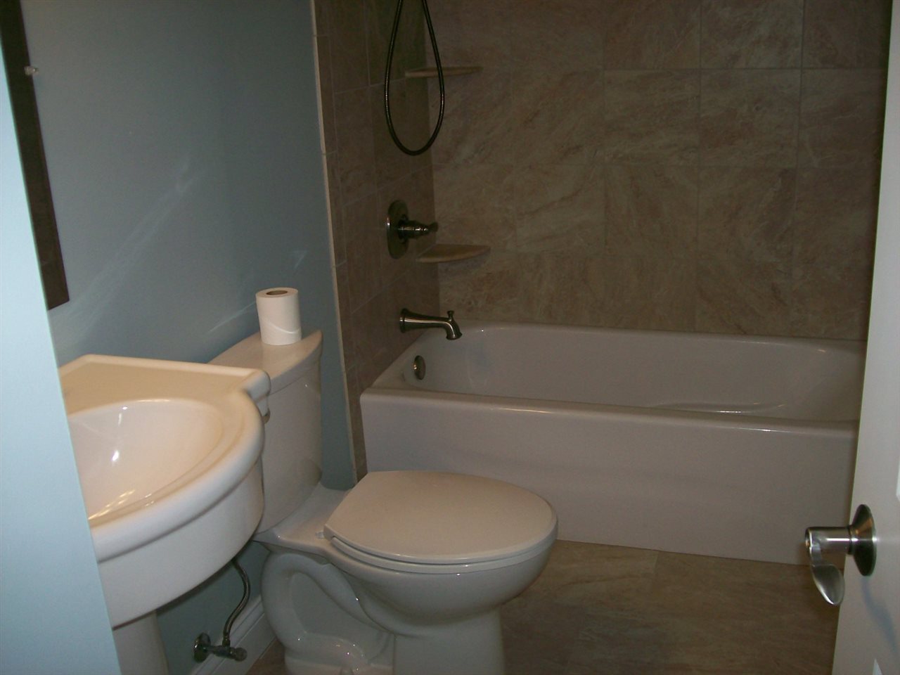 1725 Colonial Drive, Unit 12 Rochester, IN 46975 - Photo 8 of 13 Gallery Image 8