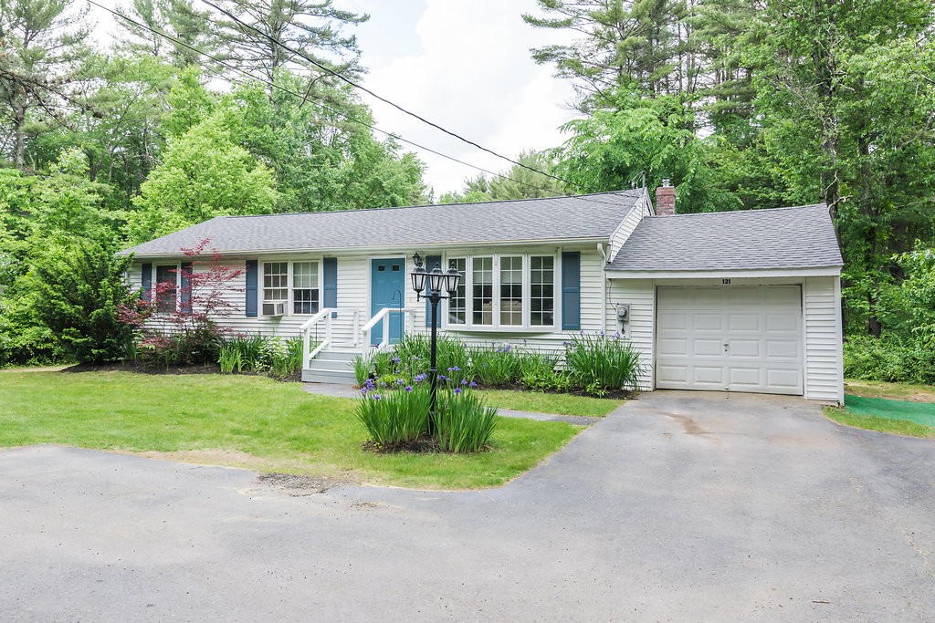 121 Main Street Townsend, MA 01469 - Photo 1 of 21 Gallery Image 1