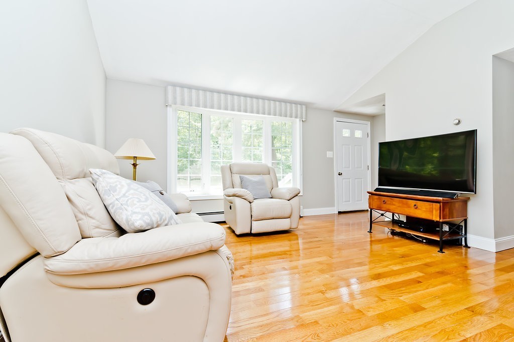 121 Main Street Townsend, MA 01469 - Photo 7 of 21 Gallery Image 7