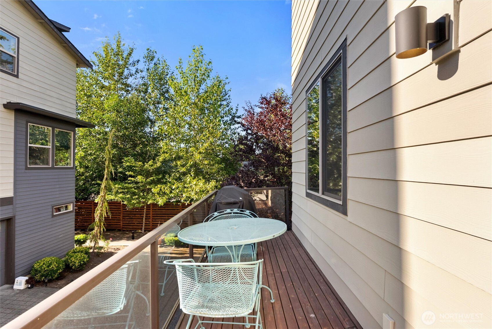 347 Chelan Avenue Northeast Renton, WA 98059 - Photo 14 of 34