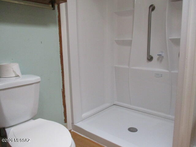 3100 South Kinney Road, Unit 193 Tucson, AZ 85713 - Photo 13 of 35 a bathroom with a sink and a toilet