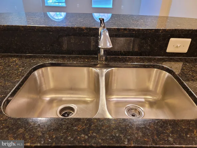 a close view of sink