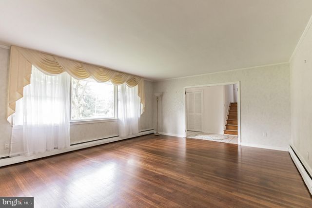 $630,000 | 708 Winchester Road, Broomall, PA 19008