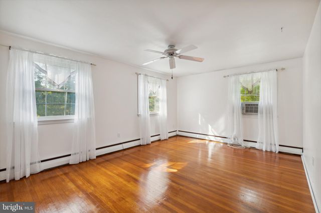 $630,000 | 708 Winchester Road, Broomall, PA 19008