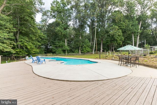 $630,000 | 708 Winchester Road, Broomall, PA 19008