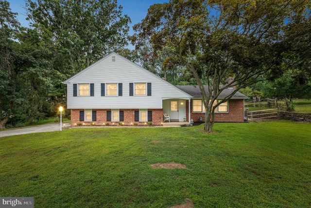 $630,000 | 708 Winchester Road, Broomall, PA 19008