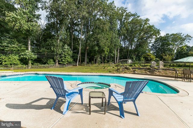 $630,000 | 708 Winchester Road, Broomall, PA 19008