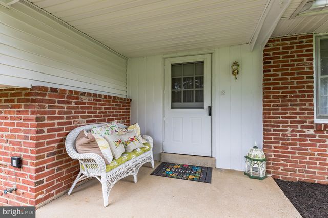 $630,000 | 708 Winchester Road, Broomall, PA 19008