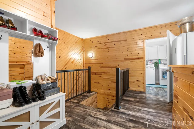 $322,500 | 225 North West Street, Carson City, MI 48811