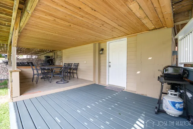 $322,500 | 225 North West Street, Carson City, MI 48811