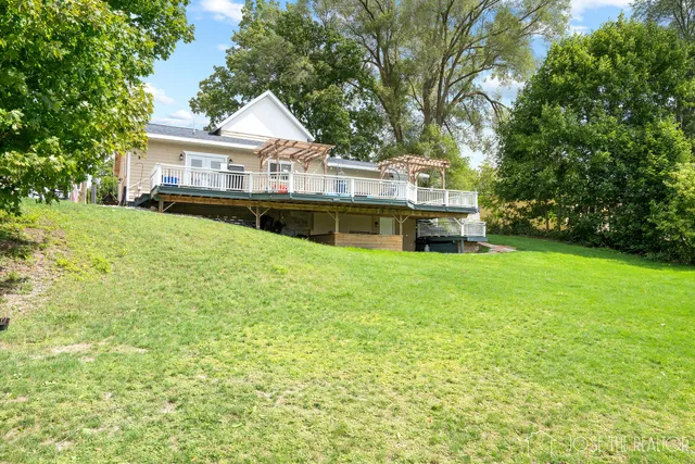 $322,500 | 225 North West Street, Carson City, MI 48811