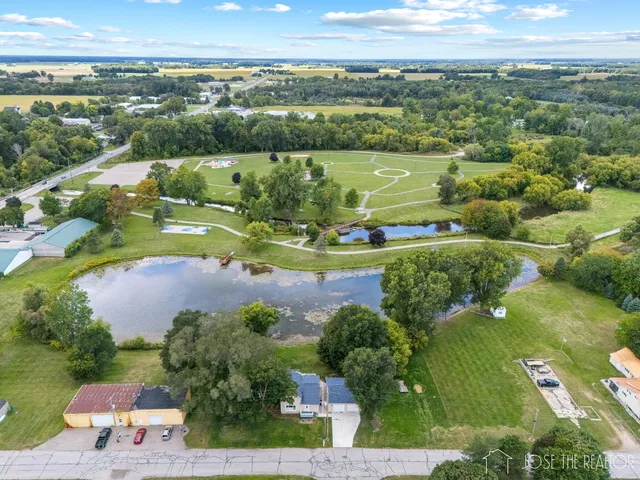 $322,500 | 225 North West Street, Carson City, MI 48811