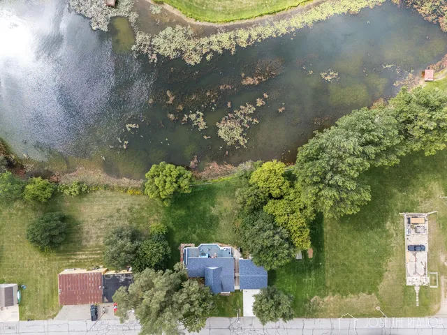 $322,500 | 225 North West Street, Carson City, MI 48811