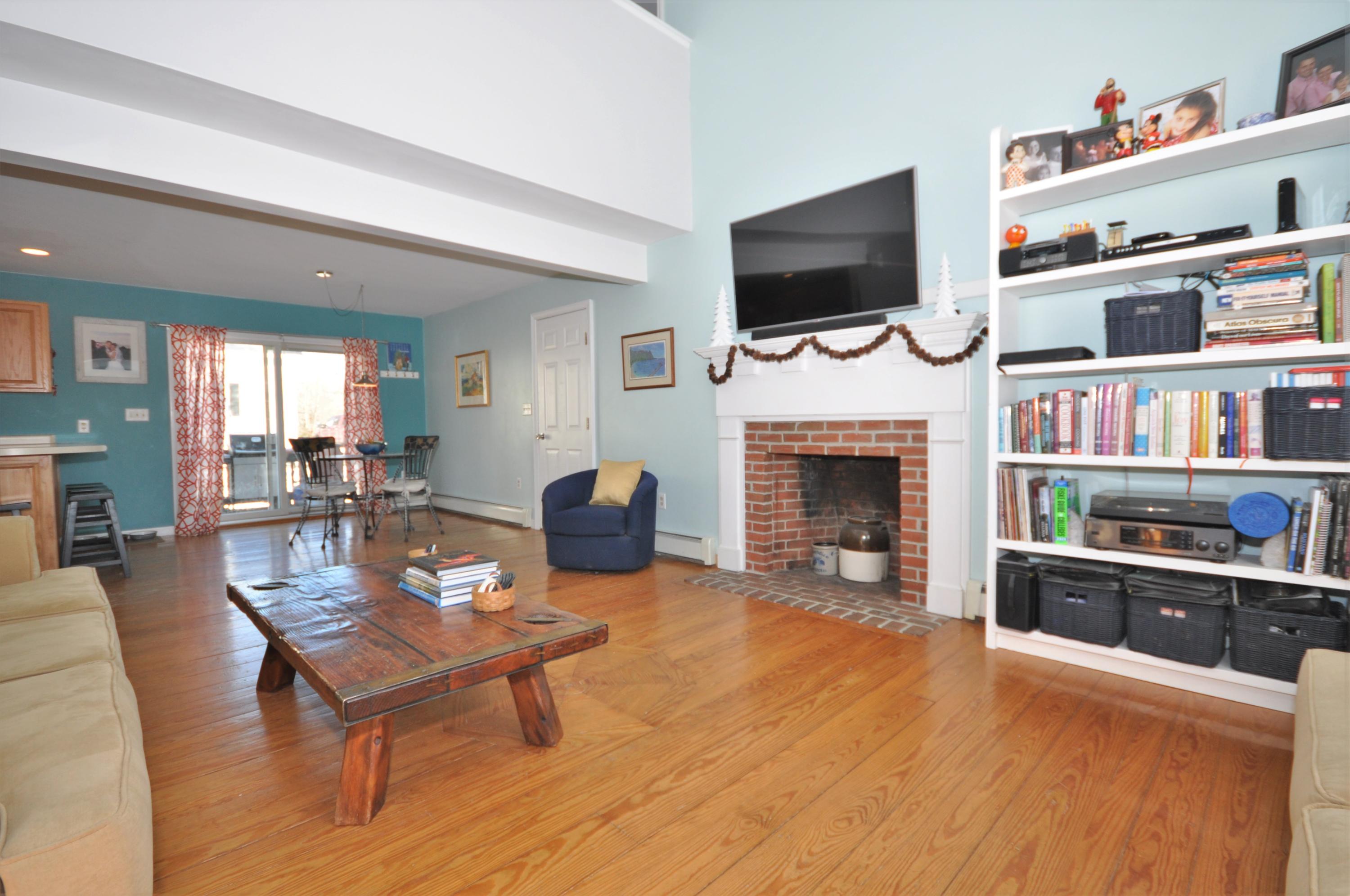 4 Church Street Winterport, ME 04496 - Photo 12 of 38 DSC_0285