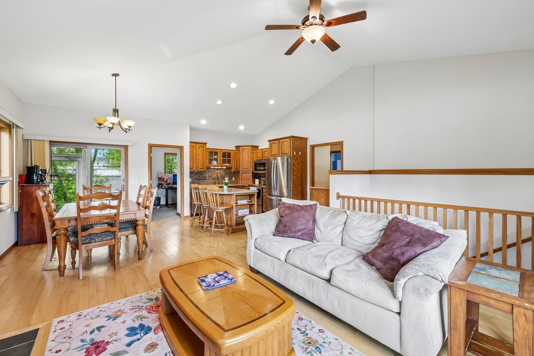 738 8th Street Prairie du Sac, WI 53578 - Photo 5 of 44