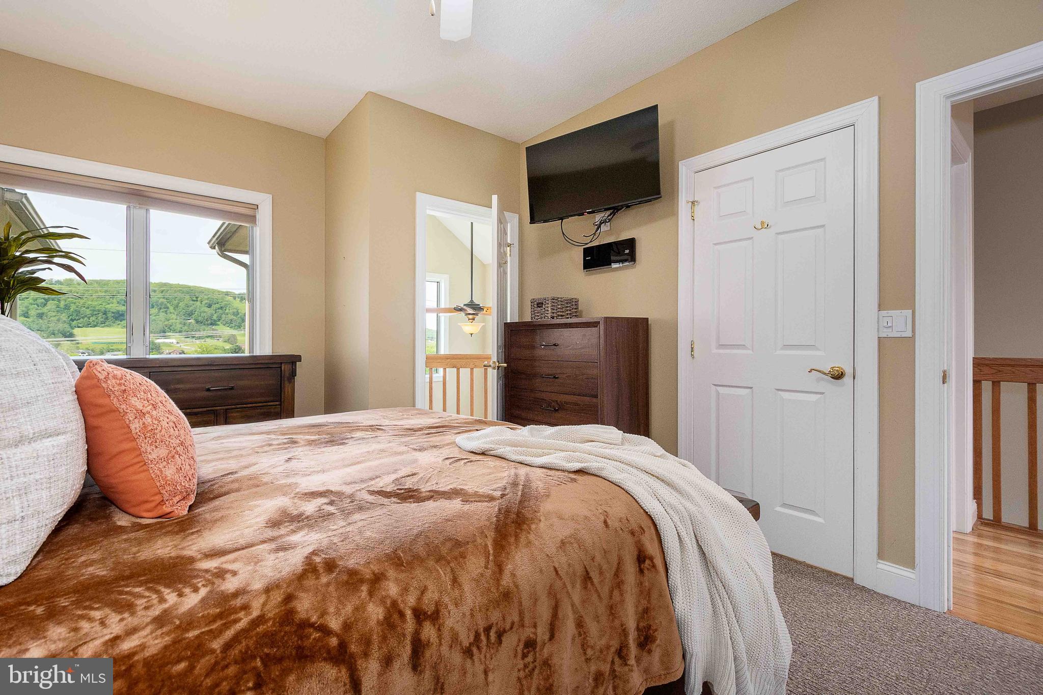 267 Mosser Road, Unit 10 McHenry, MD 21541 - Photo 26 of 51