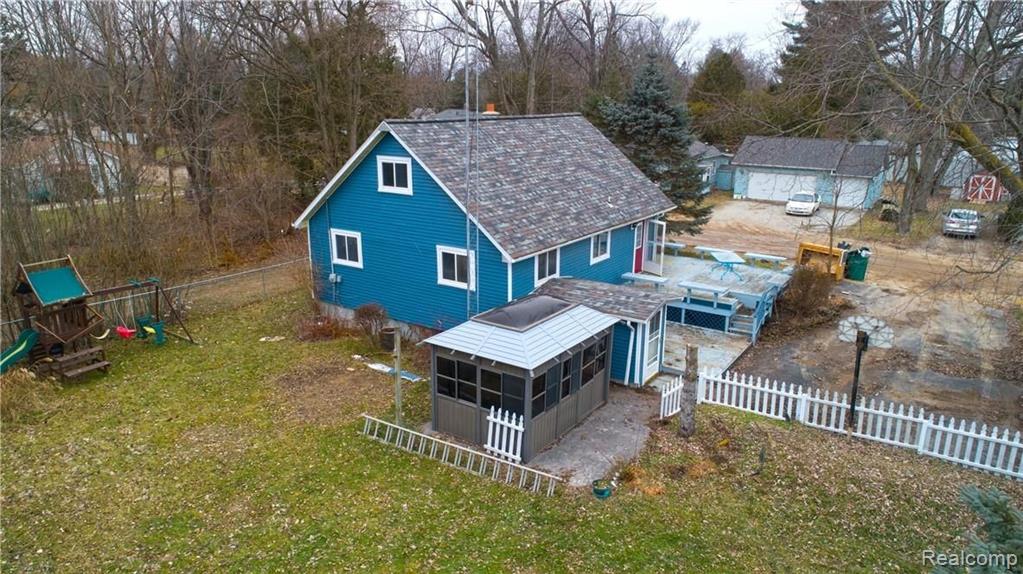 7224 Birchcrest Road Lexington, MI 48450 - Photo 2 of 23