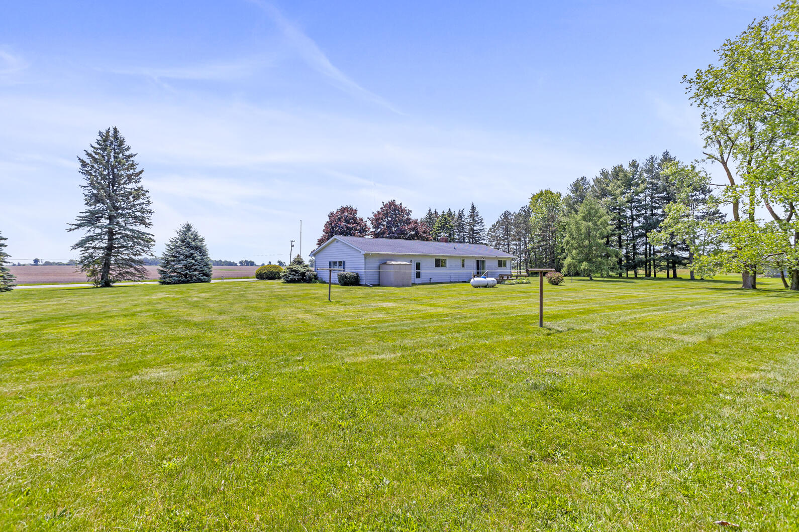 1152 Holt Road Mason, MI 48854 - Photo 37 of 44 0N0A6601