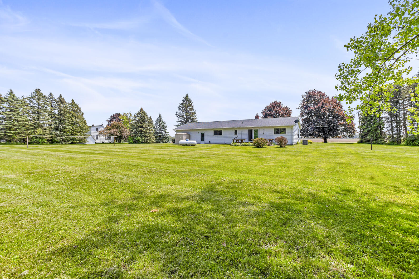 1152 Holt Road Mason, MI 48854 - Photo 38 of 44 0N0A6598