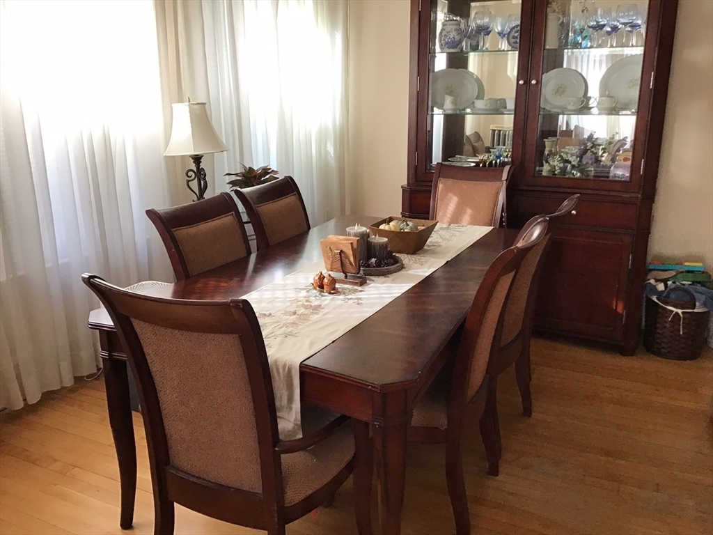 35-37 Pinkham Road Medford, MA 02155 - Photo 4 of 13 Gallery Image 4
