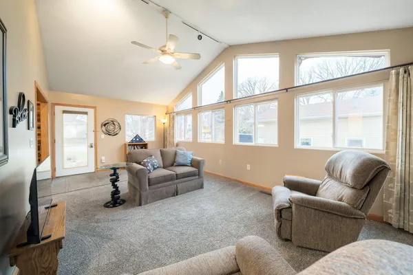 $429,900 | 3351 Perry Avenue Southwest, Wyoming, MI 49519