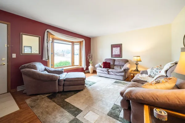 $429,900 | 3351 Perry Avenue Southwest, Wyoming, MI 49519