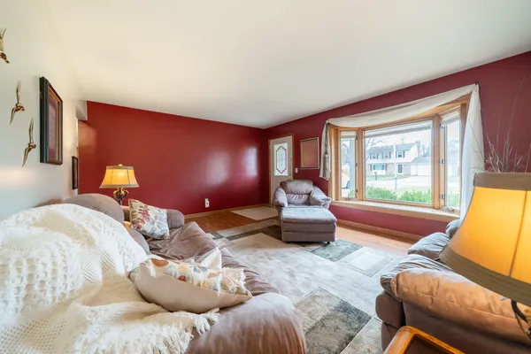 $429,900 | 3351 Perry Avenue Southwest, Wyoming, MI 49519