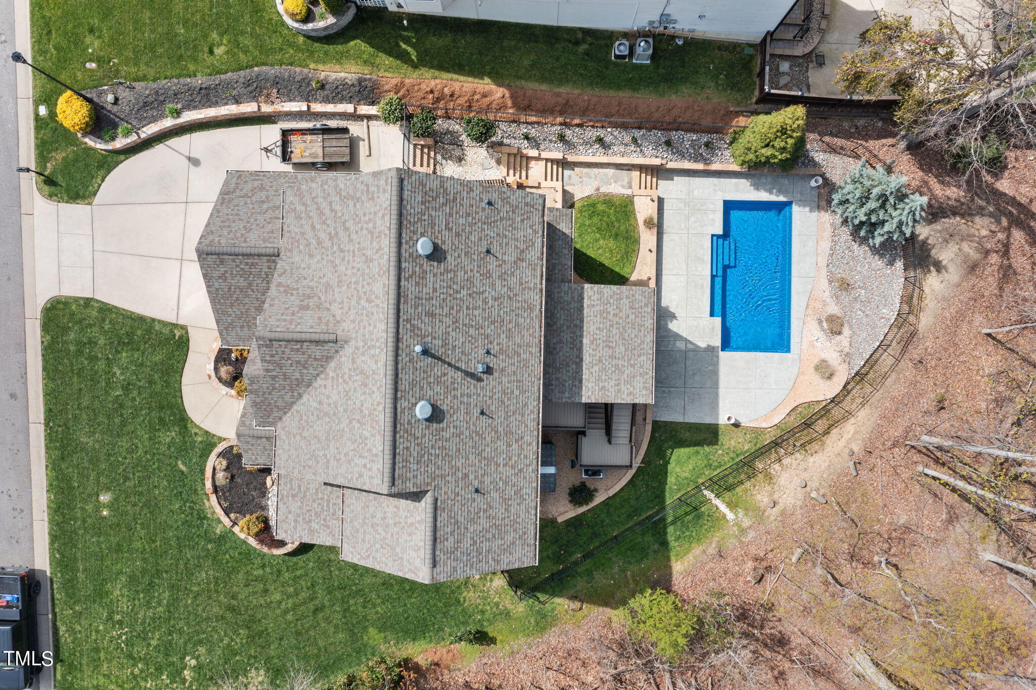 9306 Tabriz Point Raleigh, NC 27614 - Photo 5 of 46 23-web-or-mls-DJI_0966