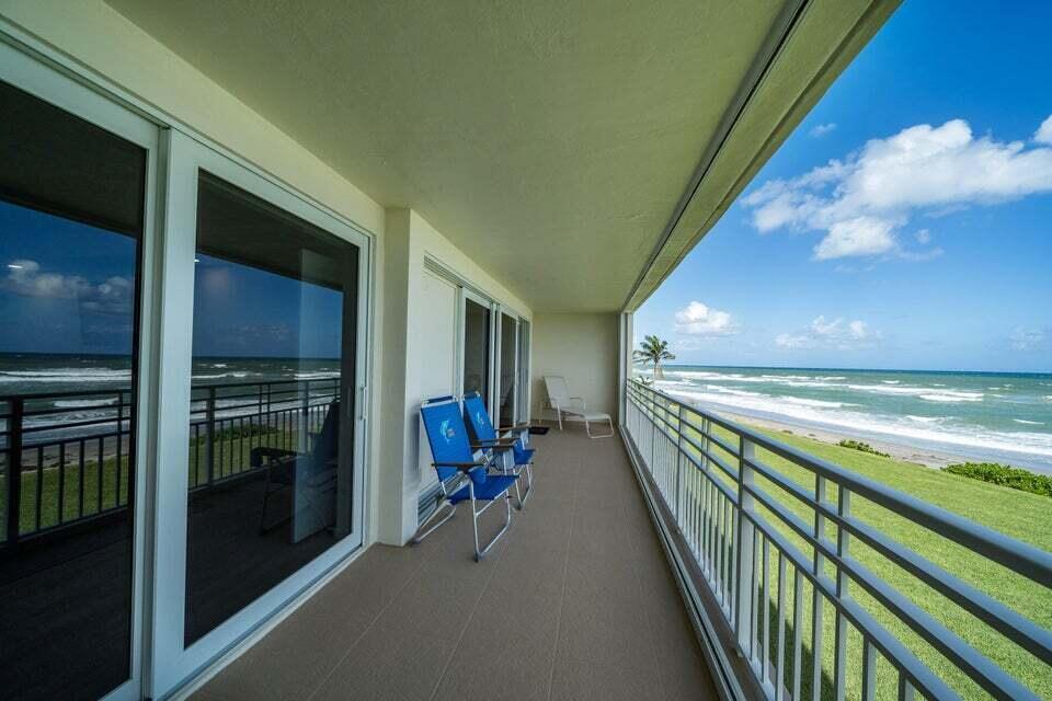 350 South Beach Road, Unit 305 Jupiter, FL 33469 - Photo 18 of 29 Island House Balcony