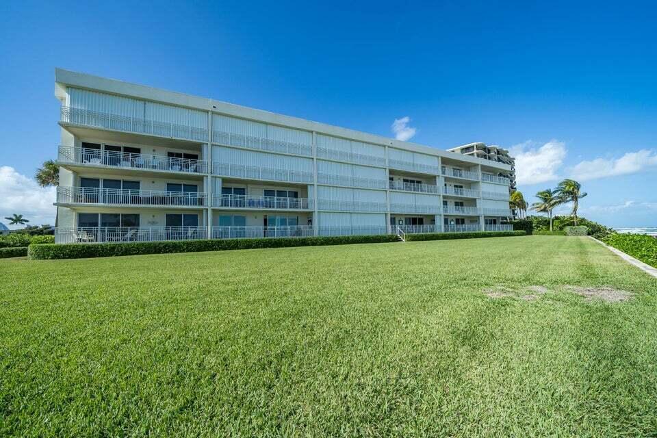 350 South Beach Road, Unit 305 Jupiter, FL 33469 - Photo 24 of 29 Island House Oceanside