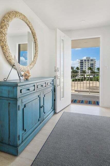 350 South Beach Road, Unit 305 Jupiter, FL 33469 - Photo 6 of 29 Island house Front Door View