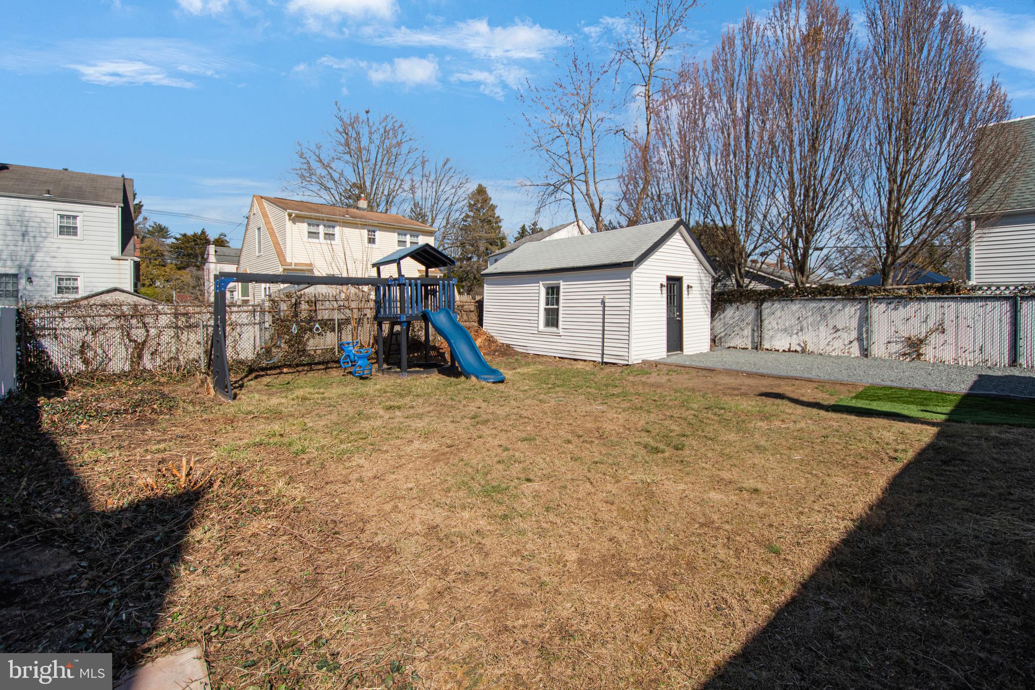 331 Westmoreland Drive Ewing, NJ 08618 - Photo 24 of 28 a view of a house with basketball court