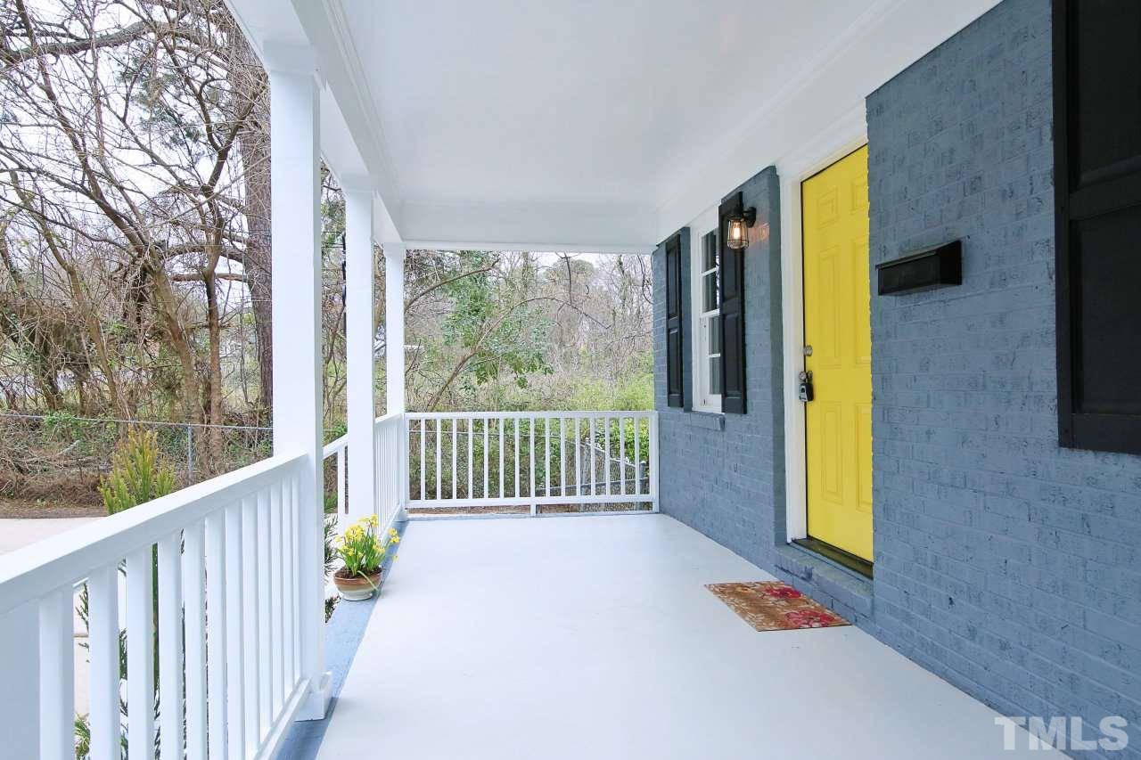 2910 Woods Place Raleigh, NC 27607 - Photo 4 of 25