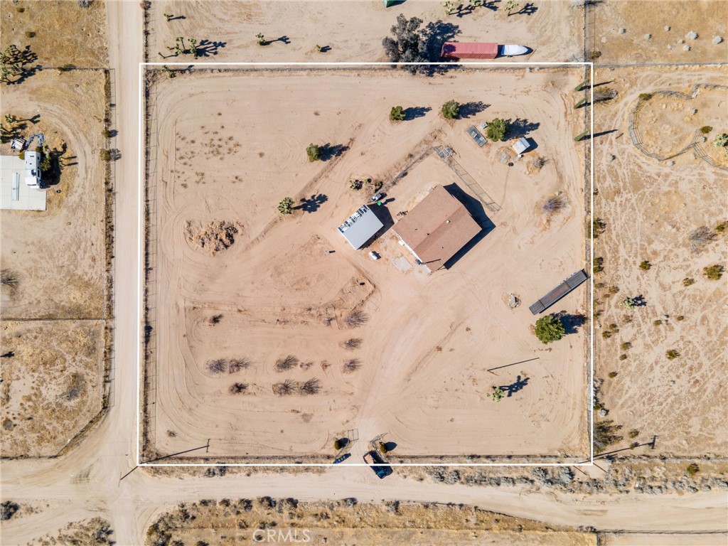 11524 Paramount Road Phelan, CA 92371 - Photo 29 of 34