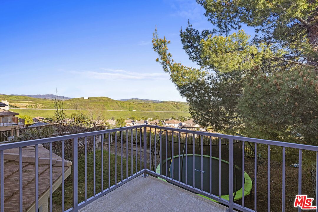 32610 Ridge Top Lane Castaic, CA 91384 - Photo 41 of 50