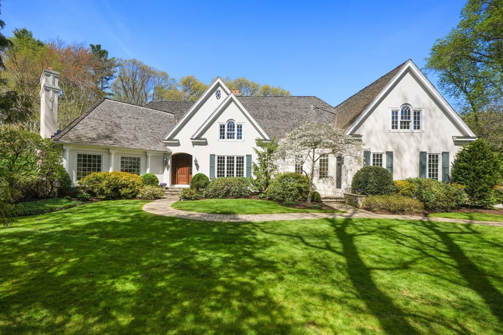 1 Old Farm Road Wellesley, MA 02481 - Photo 1 of 41 a front view of a house with a yard