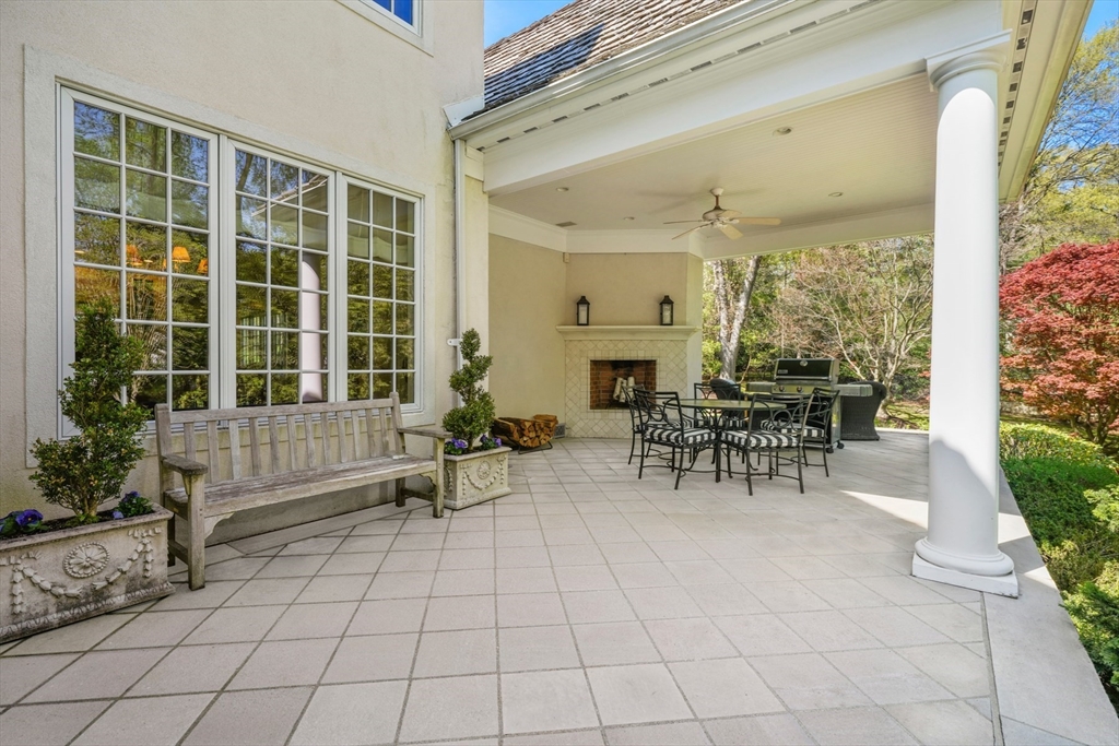 1 Old Farm Road Wellesley, MA 02481 - Photo 7 of 41