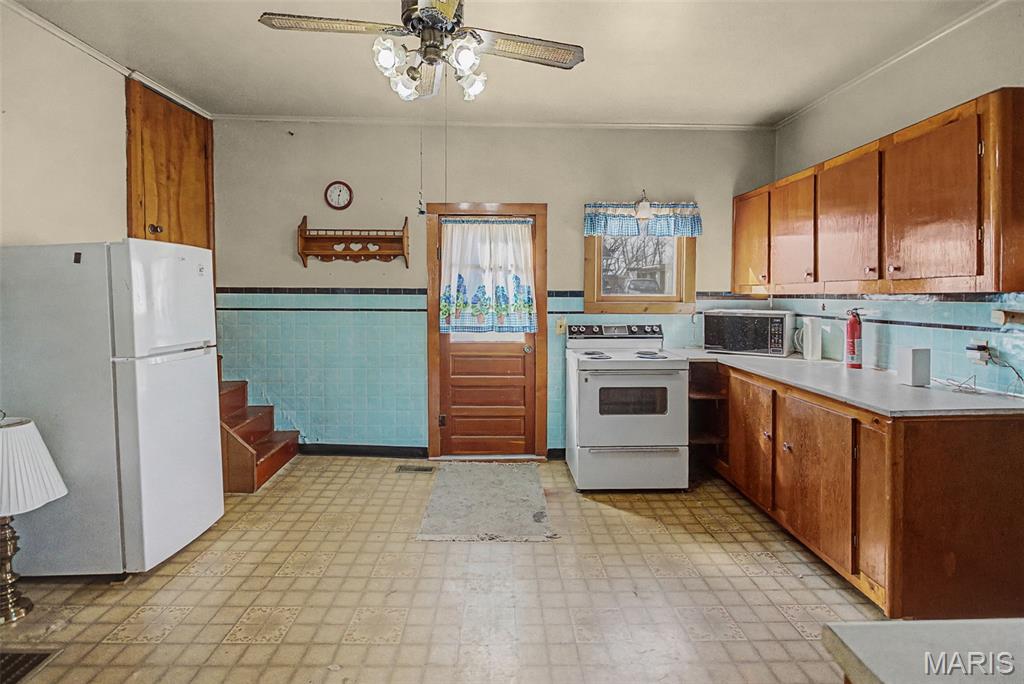 111 Warren Street Fieldon, IL 62031 - Photo 19 of 52