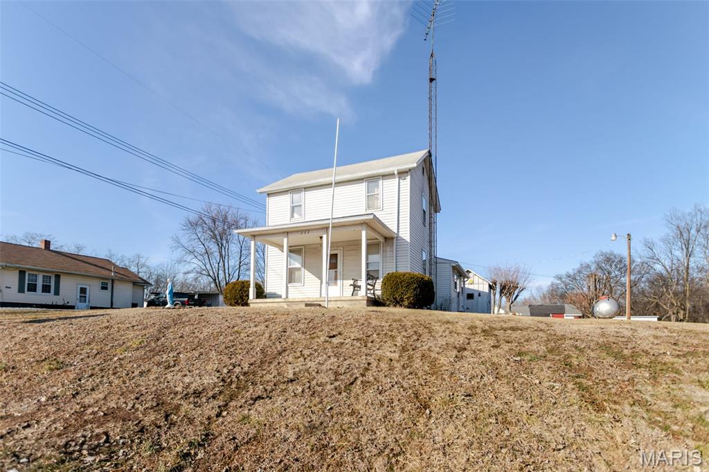 111 Warren Street Fieldon, IL 62031 - Photo 3 of 52