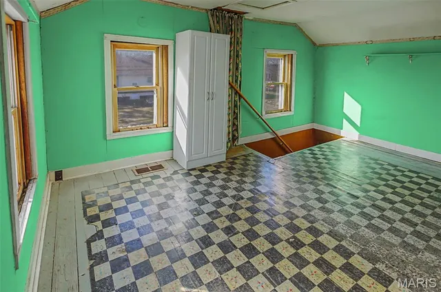 $62,000 | 111 Warren Street, Fieldon, IL 62031