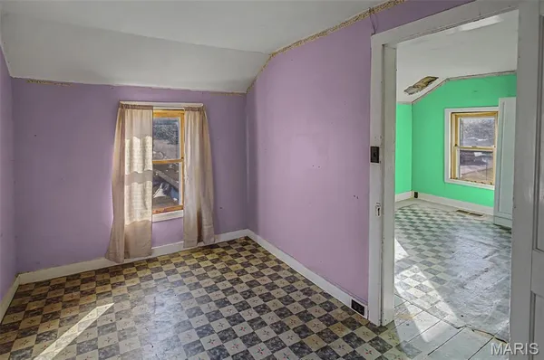 $59,500 | 111 Warren Street, Fieldon, IL 62031