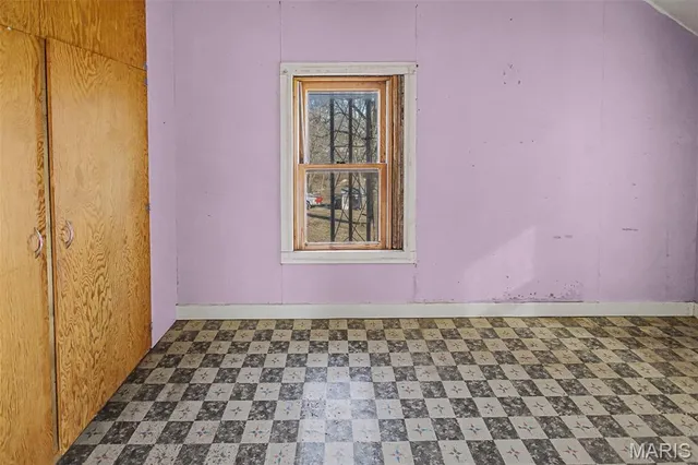 $62,000 | 111 Warren Street, Fieldon, IL 62031